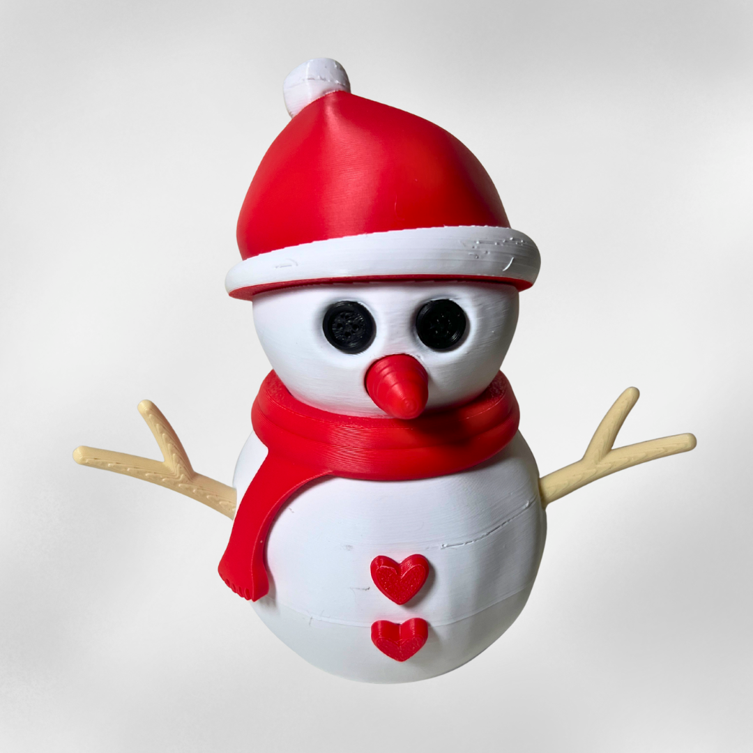 Handgemachter Schneemann aus 3D-Druck mit roter Mütze und Schal – Weihnachtsdeko von Zauberwerk aus Haiger