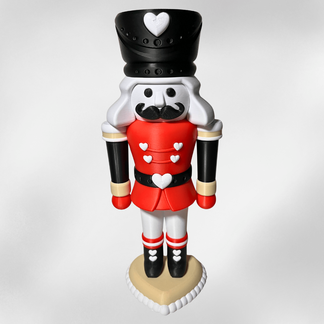 Herzknacker Figur – moderner Nussknacker mit Herz | Liebevolle Weihnachtsdeko & Geschenkidee - Zauberwerk