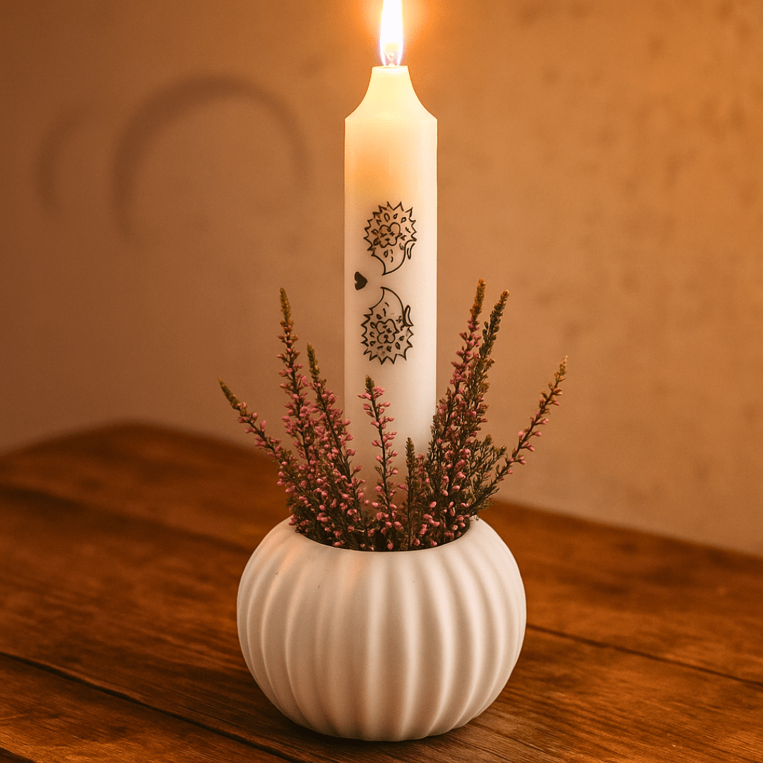 Kerzenständer mit Igel - Kerze – herbstliche Tischdeko & Geschenkidee - Zauberwerk