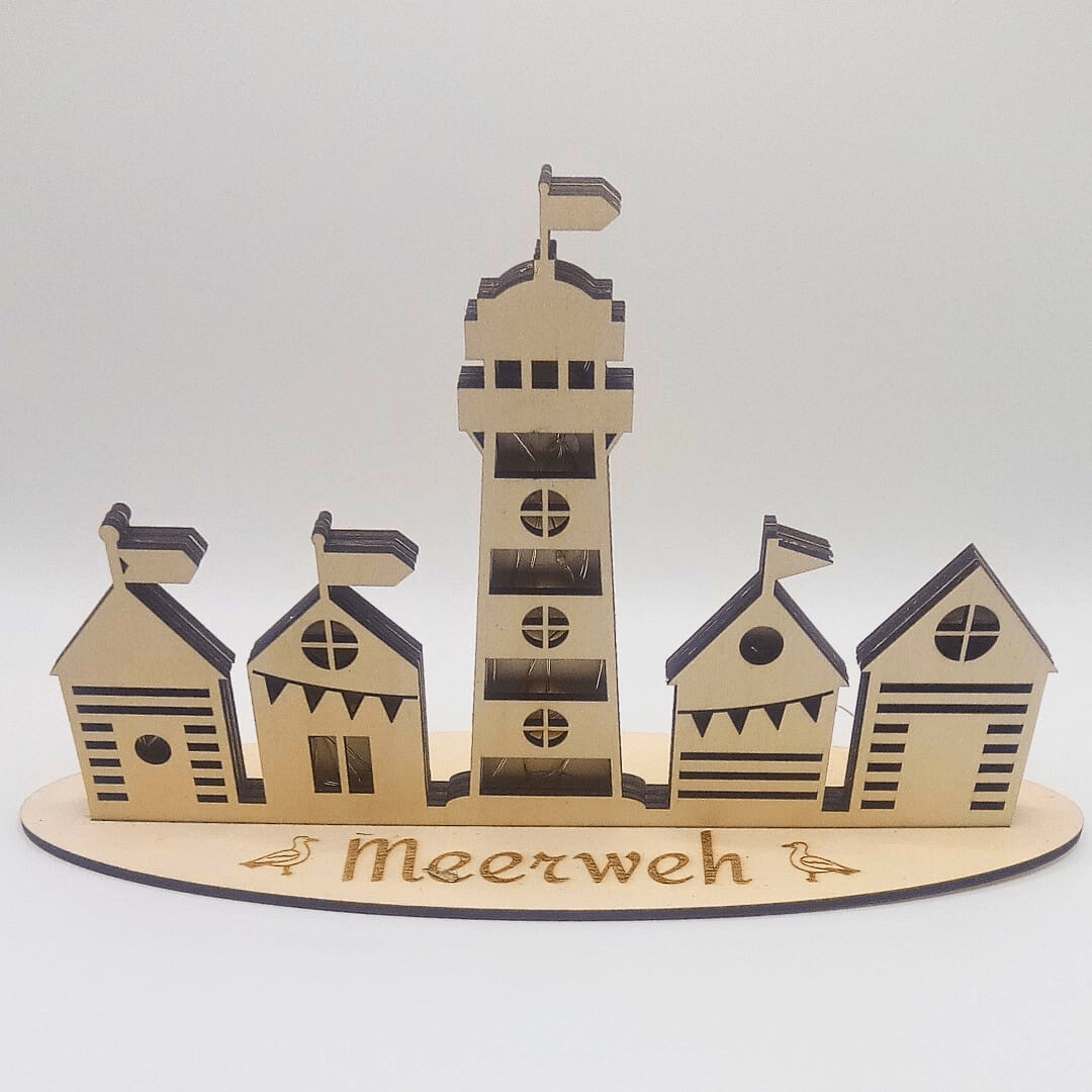 Meerweh – Maritimes Deko - Set mit Leuchtturm und Strandhäusern - Zauberwerk