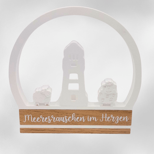Deko - Aufsteller Meeresrauschen im Herzen – Leuchtturm mit Schafen aus Holz und Keramik im Bogen - Zauberwerk