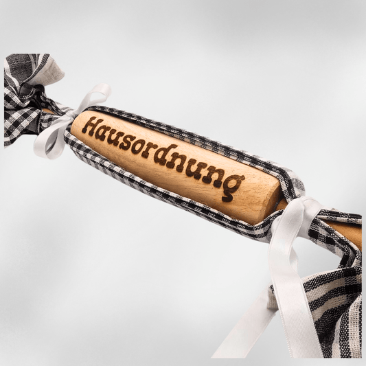 Nudelholz „Hausordnung“ – humorvolle Geschenkidee - Zauberwerk